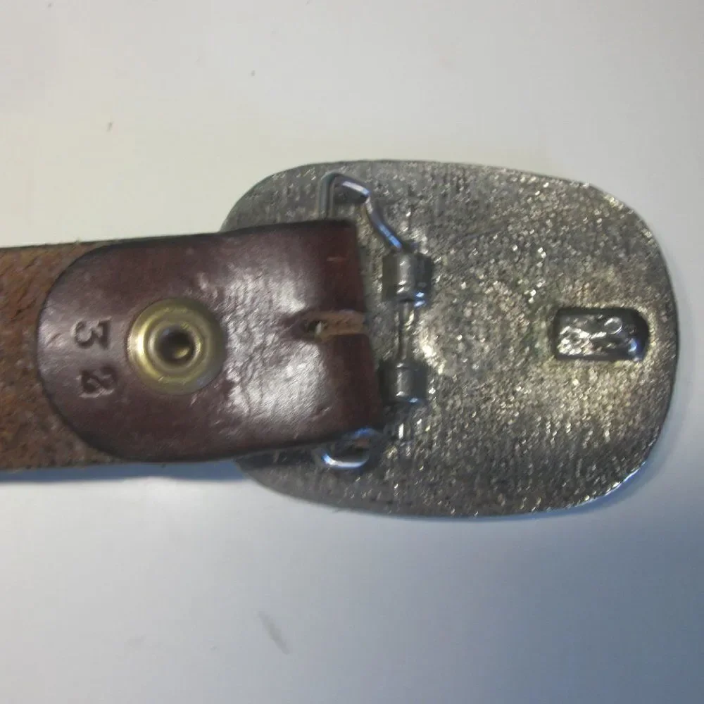 Rustic Leather Belt & Silver Metal Floral Buckle Size 32